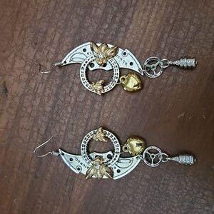 Steampunk/Bee earrings